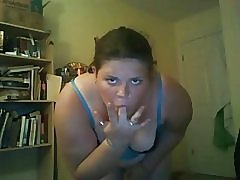 Bbw shoves igračka u nju debela pičkica